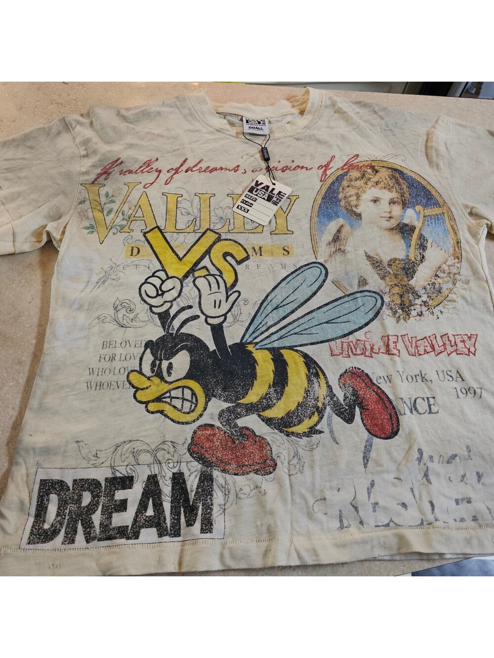 Vale USA Vintage Style Graphic T-Shirt Small 100% Premium Cotton